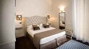 Hotel Palazzo Lorenzo Boutique & 4*