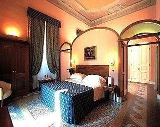 Szálloda Palazzo Lorenzo Boutique & 4*